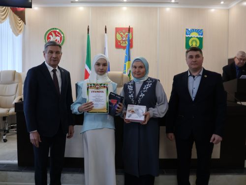 Бүген Актанышта «Гадел яшәргә кирәк» конкурсы җиңүчеләрен бүләкләделәр