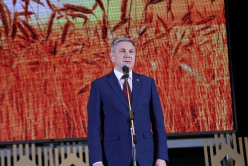 Алдынгылар слеты-2025: Бүген Актанышта хезмәт алдынгыларын хөрмәтләделәр
