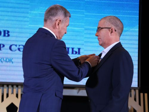 Безнең фоторепортаж: Алдынгылар слеты-2025