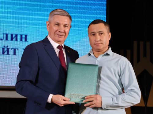 Безнең фоторепортаж: Алдынгылар слеты-2025