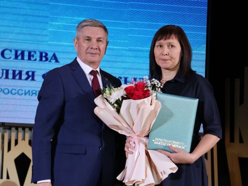 Безнең фоторепортаж: Алдынгылар слеты-2025
