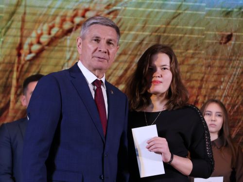 Безнең фоторепортаж: Алдынгылар слеты-2025
