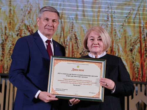 Безнең фоторепортаж: Алдынгылар слеты-2025