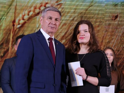 Безнең фоторепортаж: Алдынгылар слеты-2025