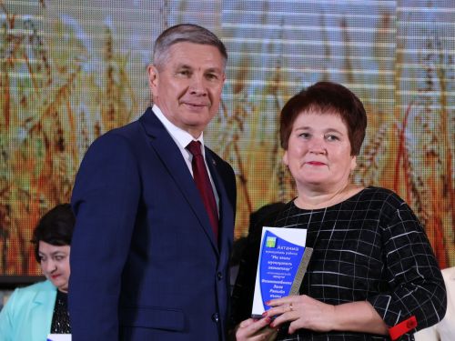 Безнең фоторепортаж: Алдынгылар слеты-2025
