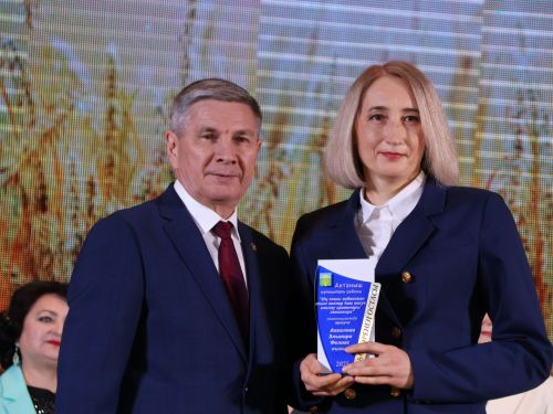 Безнең фоторепортаж: Алдынгылар слеты-2025