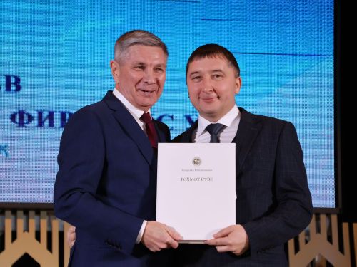 Безнең фоторепортаж: Алдынгылар слеты-2025