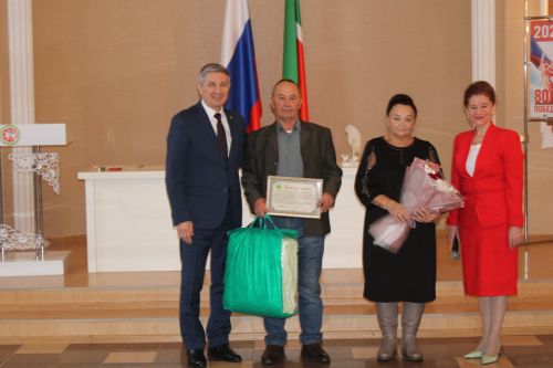 Актанышта алтын, зөбәрҗәт һәм бриллиант туйларын билгеләп үттеләр