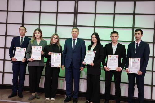 Актаныш районы башлыгы чыршысына 100 сәләтле бала чакырылды