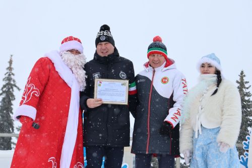 Актанышка Яңа елны тройкалар алып килә!