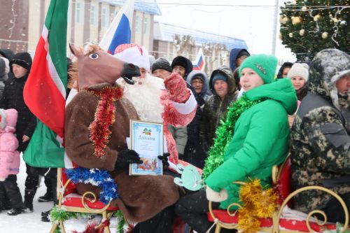 Актанышка Яңа елны тройкалар алып килә!