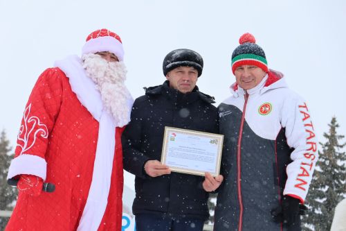 Актанышка Яңа елны тройкалар алып килә!