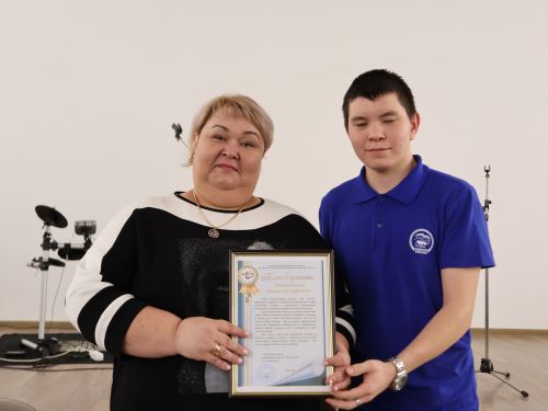 Актаныш районы башлыгы районыбыз волонтерларын бәйрәм белән котлады
