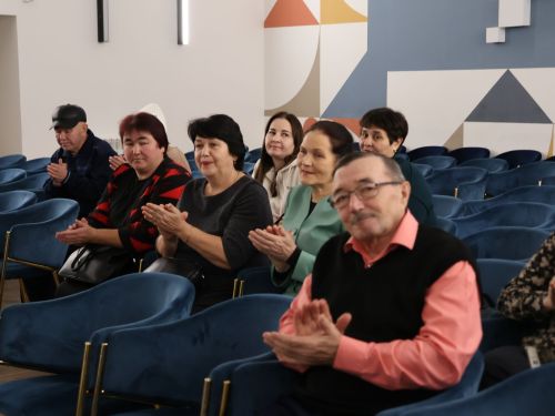 Актаныш районы башлыгы районыбыз волонтерларын бәйрәм белән котлады