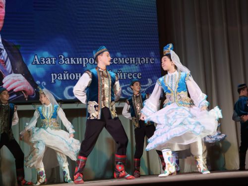 Азат Закиров исемендәге районкүләм бию конкурсыннан безнең репортаж