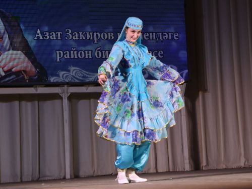 Азат Закиров исемендәге районкүләм бию конкурсыннан безнең репортаж
