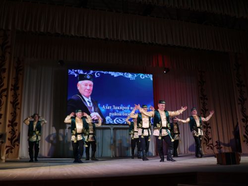 Азат Закиров исемендәге районкүләм бию конкурсыннан безнең репортаж