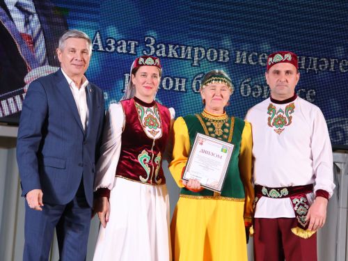 Азат Закиров исемендәге районкүләм бию конкурсыннан безнең репортаж