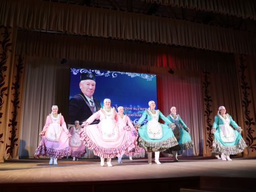 Азат Закиров исемендәге районкүләм бию конкурсыннан безнең репортаж