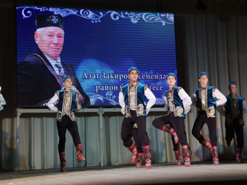 Азат Закиров исемендәге районкүләм бию конкурсыннан безнең репортаж