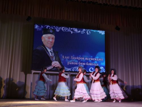 Азат Закиров исемендәге районкүләм бию конкурсыннан безнең репортаж