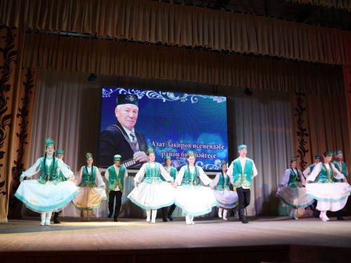 Азат Закиров исемендәге районкүләм бию конкурсыннан безнең репортаж
