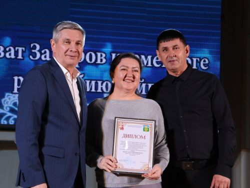 Азат Закиров исемендәге районкүләм бию конкурсыннан безнең репортаж
