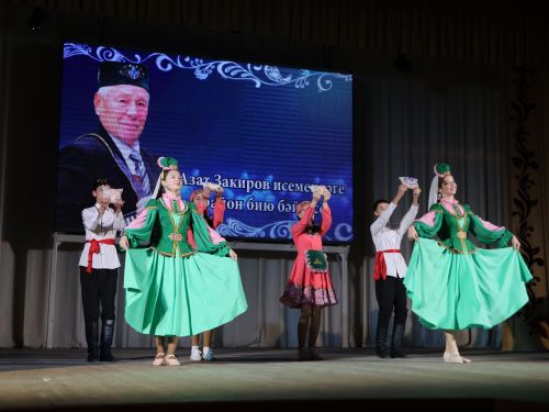 Азат Закиров исемендәге районкүләм бию конкурсыннан безнең репортаж