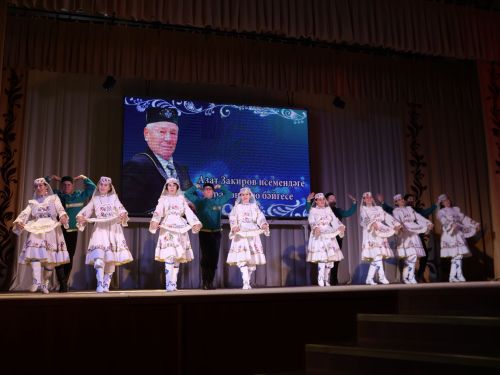 Азат Закиров исемендәге районкүләм бию конкурсыннан безнең репортаж