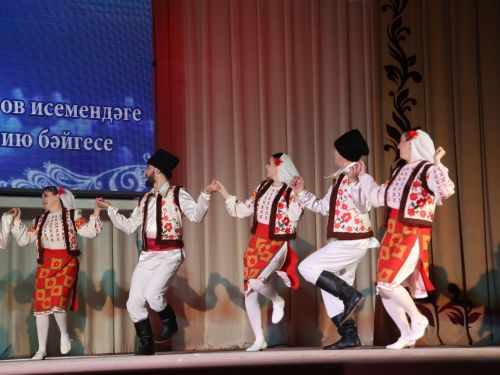 Азат Закиров исемендәге районкүләм бию конкурсыннан безнең репортаж