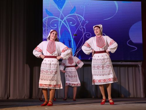 Азат Закиров исемендәге районкүләм бию конкурсыннан безнең репортаж