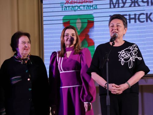 Актаныштагы «Ел хатын- кызы. Ел ир-аты: хатын-кыз карашы-2025» зона бәйгесеннән фотолар
