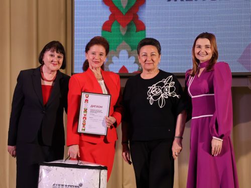 Актаныштагы «Ел хатын- кызы. Ел ир-аты: хатын-кыз карашы-2025» зона бәйгесеннән фотолар