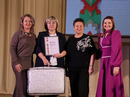 Актаныштагы «Ел хатын- кызы. Ел ир-аты: хатын-кыз карашы-2025» зона бәйгесеннән фотолар