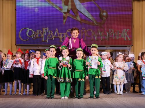 «Созвездие-Йолдызлык» фестивалендә Актаныш балалар бакчаларыннан 405 бала катнашты (фоторепортаж)