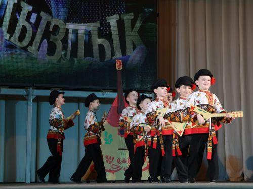 «Созвездие-Йолдызлык» фестивалендә Актаныш балалар бакчаларыннан 405 бала катнашты (фоторепортаж)