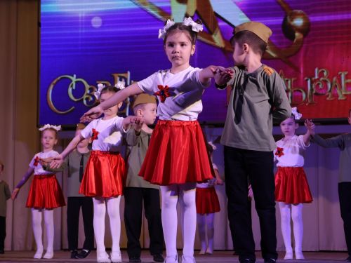 «Созвездие-Йолдызлык» фестивалендә Актаныш балалар бакчаларыннан 405 бала катнашты (фоторепортаж)