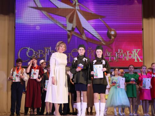 «Йолдызлык» фестиваленең 3 дәрәҗә лауреатларын хөрмәтләү- фотолар