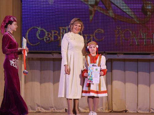 «Йолдызлык» фестиваленең 3 дәрәҗә лауреатларын хөрмәтләү- фотолар