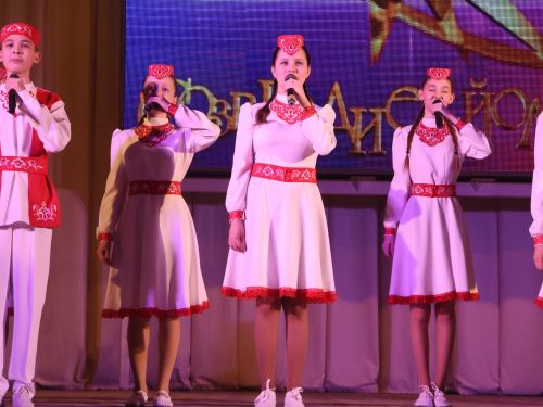 «Йолдызлык» фестиваленең 3 дәрәҗә лауреатларын хөрмәтләү- фотолар