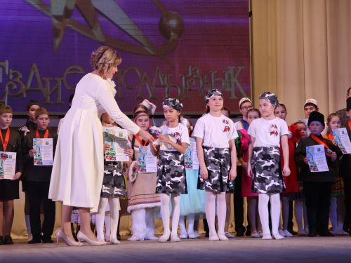 «Йолдызлык» фестиваленең 3 дәрәҗә лауреатларын хөрмәтләү- фотолар