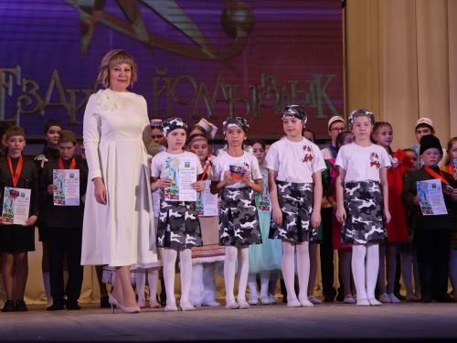 «Йолдызлык» фестиваленең 3 дәрәҗә лауреатларын хөрмәтләү- фотолар