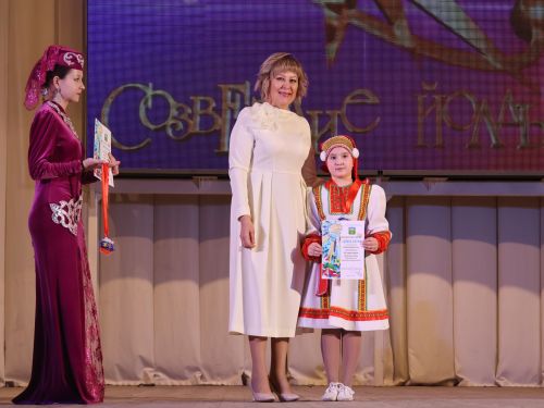 «Йолдызлык» фестиваленең 3 дәрәҗә лауреатларын хөрмәтләү- фотолар