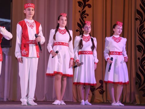 «Йолдызлык» фестиваленең 3 дәрәҗә лауреатларын хөрмәтләү- фотолар