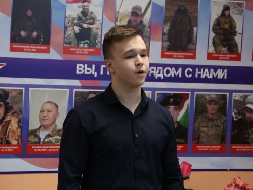 Сез- безнең янәшәдәге геройлар!