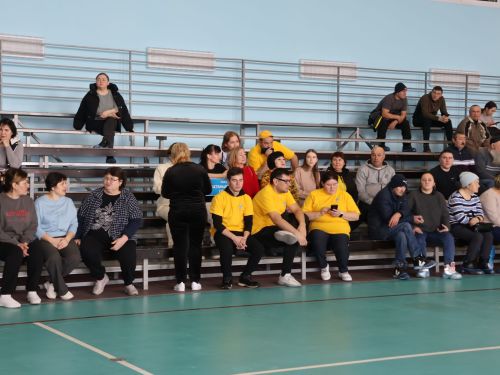 Спорт берләштерә: Актанышның хезмәт ияләре спартакиадада көч сынаша