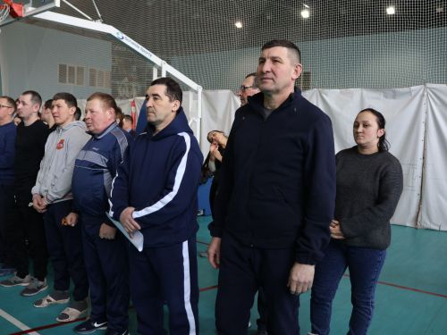 Спорт берләштерә: Актанышның хезмәт ияләре спартакиадада көч сынаша