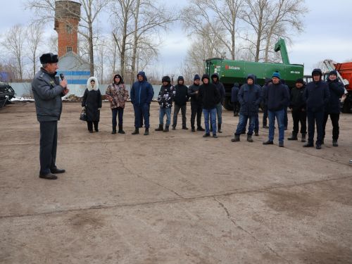 Актаныш районы аграрийлары язгы кыр эшләренә әзер (фотолар)