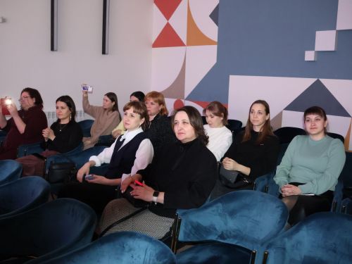 Актанышта социаль өлкәдә эшләүче хатын-кызларыбызны 8 Март бәйрәме белән котладылар