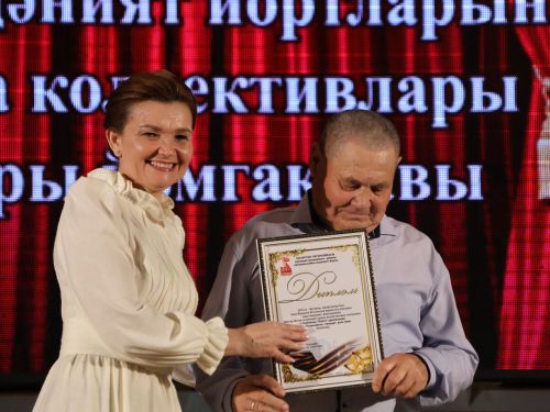 Актаныш районының Киров һәм Зөбәер коллективлары- театр айлыгы җиңүчеләре